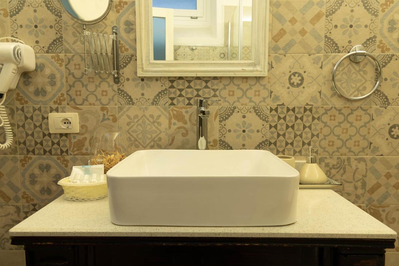 Cadelli Luxury Suite & Apartments Lecce Zewnętrze zdjęcie