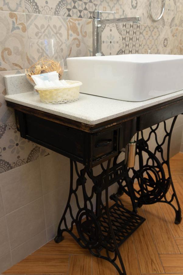 Cadelli Luxury Suite & Apartments Lecce Zewnętrze zdjęcie